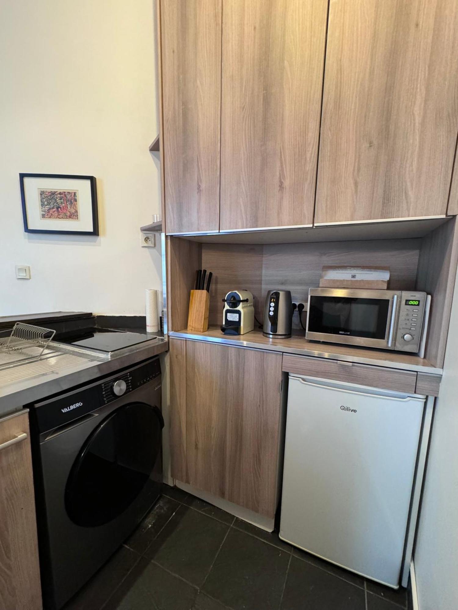 Appartement Typique Parisien Au Coeur Du Marais Buitenkant foto
